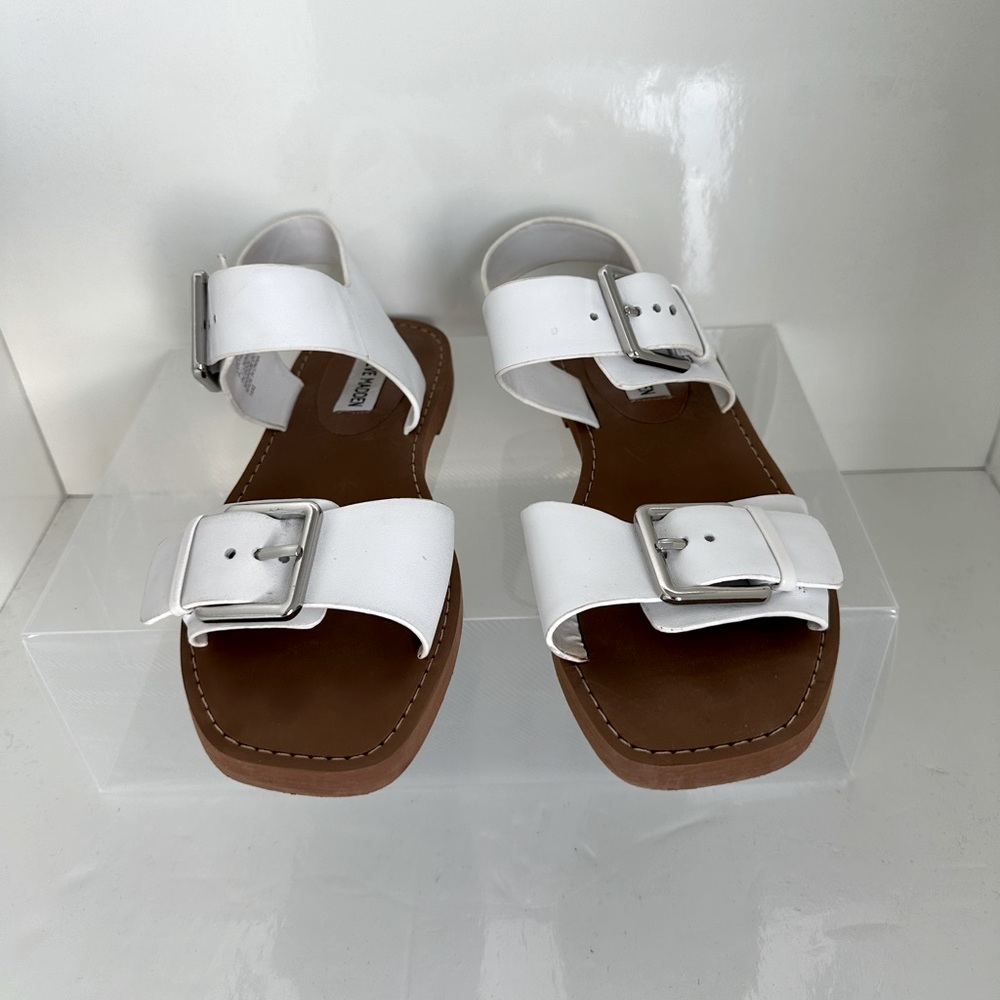 Steve Madden White Sandals with Silver Buckles - Picture 3 of 9